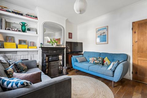 2 bedroom terraced house for sale, Vale Road, Bushey, WD23