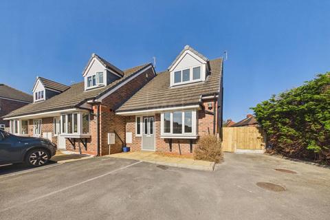 2 bed bungalow for rent in Clarence Street, Warrington, WA1