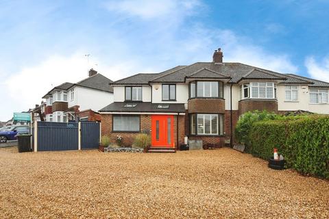 4 bedroom semi-detached house for sale, Swifts Green Road, Luton LU2