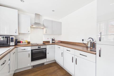 3 bedroom semi-detached house for sale, Kempton Drive, Towcester, NN12