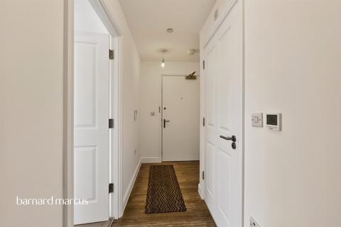 1 bedroom apartment for sale, Ceres Crescent, Epsom