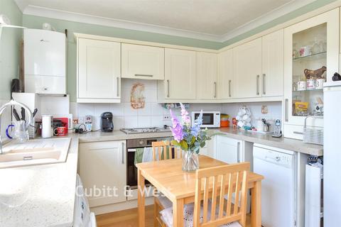 2 bedroom chalet for sale, Ladies Mile Road, Brighton, Patcham, East Sussex