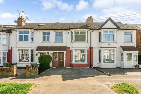 Marmion Avenue, Chingford