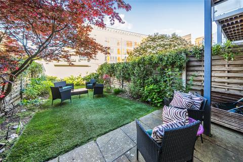 4 bedroom terraced house for sale, Pages Walk, London, SE1