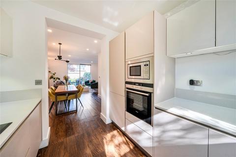 4 bedroom terraced house for sale, Pages Walk, London, SE1
