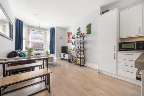 2 bedroom flat for sale, Acre Lane, SW2