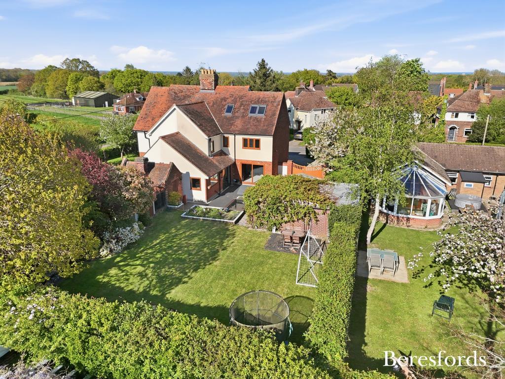 Edney Common Nathans Lane, Edney Common, CM1 4 bed semi-detached house for sale - £ ...