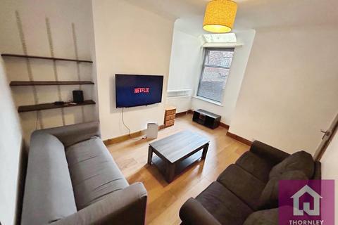 4 bedroom terraced house to rent, Monica Grove, Manchester, Greater Manchester, M19