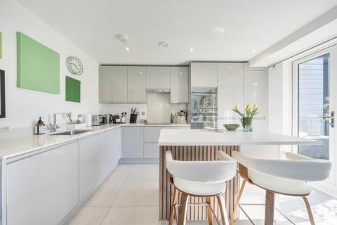 2 bedroom apartment for sale, Deanfield Avenue, Henley-On-Thames