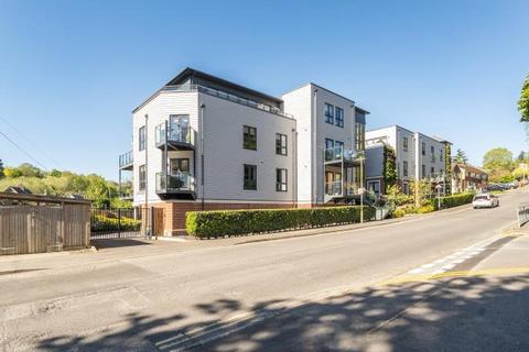 2 bedroom apartment for sale, Deanfield Avenue, Henley-On-Thames