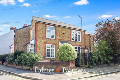 3 bedroom detached house for sale, Lady Lane, Chelmsford CM2