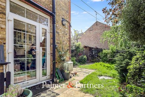 3 bedroom detached house for sale, Lady Lane, Chelmsford CM2