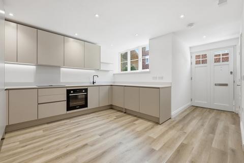 2 bedroom terraced house for sale, Roman Road, Chelmsford, CM2
