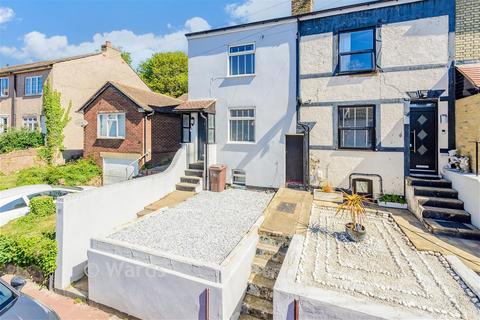 2 bedroom end of terrace house for sale, Constitution Road, Chatham ME5