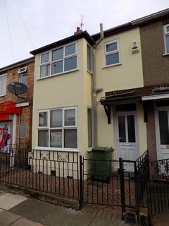 3 bedroom terraced house to rent, Spring Bank, Grimsby DN34