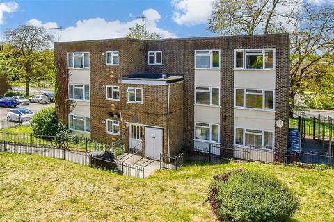 1 bedroom flat for sale, Whitelake Road, Tonbridge TN10