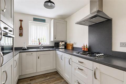 2 bedroom ground floor flat for sale, Sculptor Crescent, Stockton-On-Tees, TS18