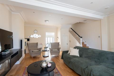 Lysia Street, London, SW6
