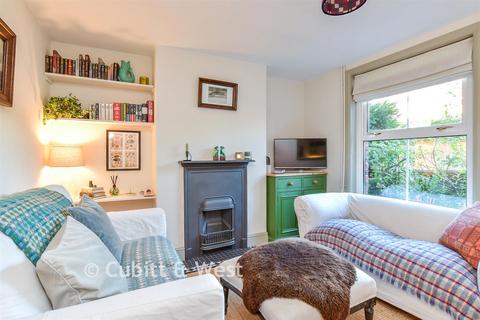 3 bedroom end of terrace house for sale, New Road, Uckfield TN22