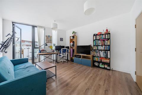 1 bedroom flat for sale, Quebec Way, Rotherhithe, SE16