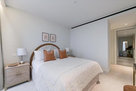 undefined, One Bishopsgate Plaza, 150 Bishopsgate, EC3A 7AU