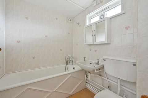 1 bedroom flat to rent, Granville Road, Southfields, London, SW18