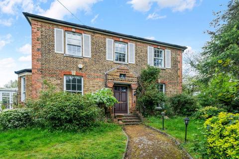 4 bedroom detached house for sale, Church Road, Potters Bar, EN6