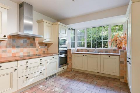 4 bedroom detached house for sale, Church Road, Potters Bar, EN6