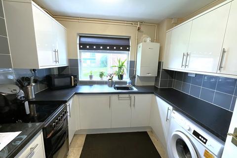 2 bedroom ground floor flat for sale, Fairmile Road, Halesowen B63