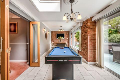 4 bedroom detached house for sale, Broadhurst Road, Norwich