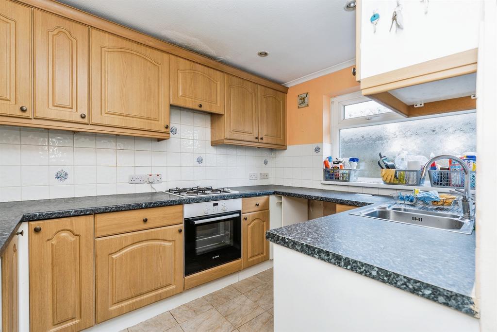 House in Southampton, Scrag Hill, North Baddesley - View 2