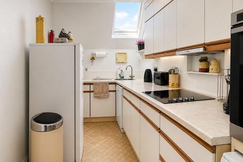 2 bedroom flat for sale, 6 Middlesex Road, Bexhill on Sea TN40