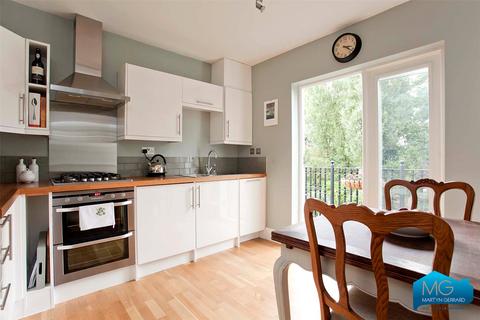 3 bedroom apartment for sale, Durham Road, London, N2