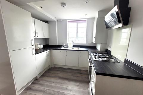 1 bedroom apartment to rent, High Street, Slough, SL1