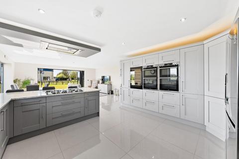 5 bedroom detached house for sale, Fieldview House, Biggin Lane, Leeds, North Yorkshire