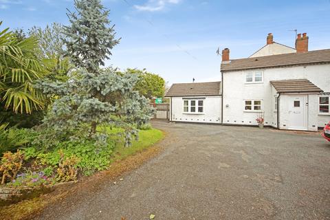 2 bedroom cottage for sale, Birmingham Road, Lickey End, Bromsgrove
