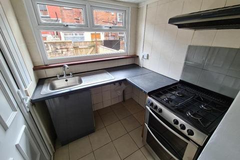 2 bedroom terraced house for sale, Kensington Street, Rochdale, OL11