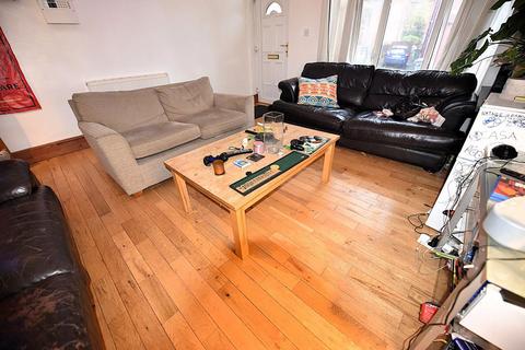 6 bedroom house to rent, 54 Richmond Mount