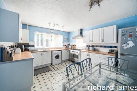 undefined, Godolphin Close, Freshbrook SN5