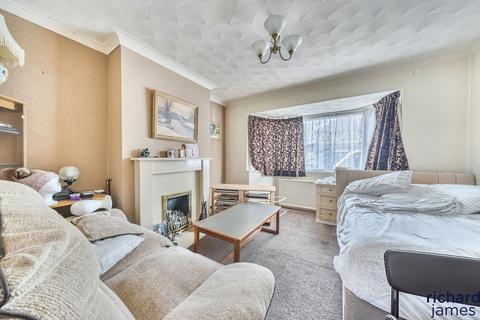 undefined, Woodside Avenue, Old Walcot SN3