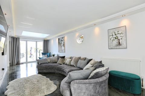 4 bedroom cottage for sale, Eastbourne Road, Blindley Heath, LINGFIELD
