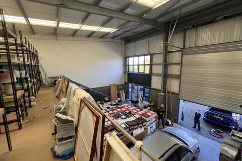 Distribution warehouse to rent, Unit F Gateway 1000, Whittle Way Stevenage SG1 2FP
