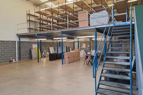 Distribution warehouse to rent, Unit F Gateway 1000, Whittle Way Stevenage SG1 2FP