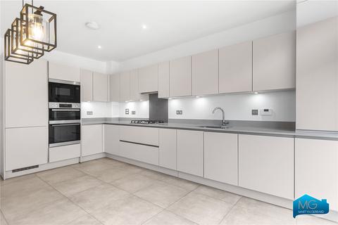 4 bedroom terraced house to rent, Helios Way, Barnet, Hertfordshire, EN5