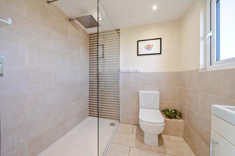 4 bedroom terraced house for sale, Greenway, Chislehurst, Kent, BR7