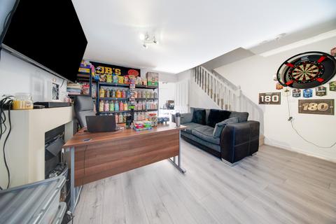 3 bedroom semi-detached house for sale, Ambleside Drive, Kirkby L33