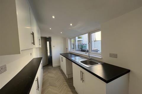 3 bedroom terraced house for sale, Cobden Street, Darlington