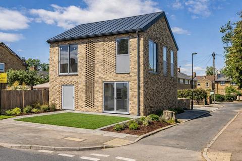 4 bedroom detached house for sale, St. Norbert Road, London, SE4