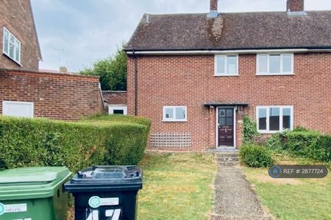 5 bed semi-detached house for rent in Fox Lane, Winchester, SO22