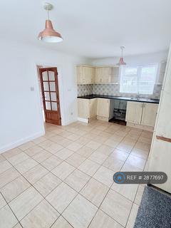 3 bed terraced house for rent in Shackleton Close, Chatham, ME5